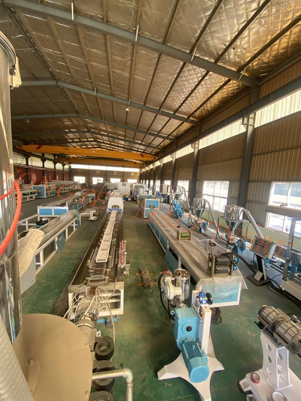 Yongte Plastic Machinery unveiled a number of new production lines, demonstrating its professional strength