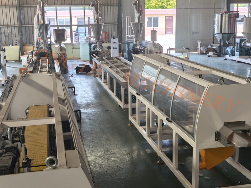 The WPC production line carefully built for European customers is about to be completed