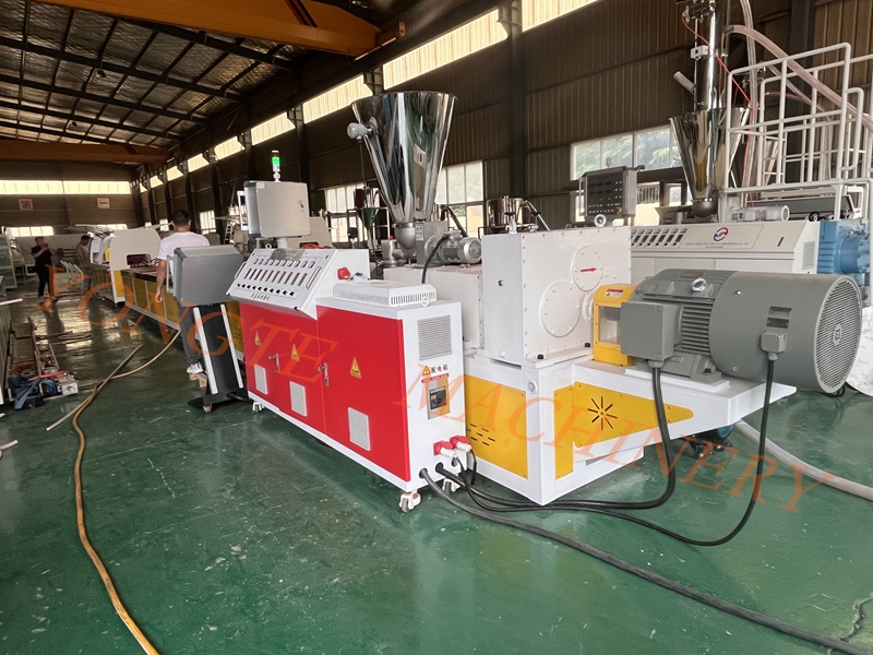 How to solve the production problem of PVC cable trough? Yongte Plastic Machinery provides innovative solutions
