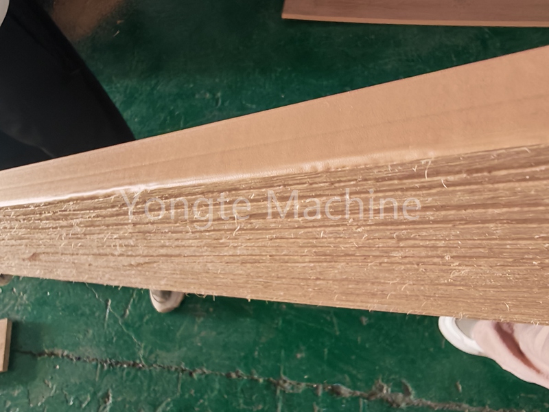 How to make wood-like rough texture on the surface of WPC products?