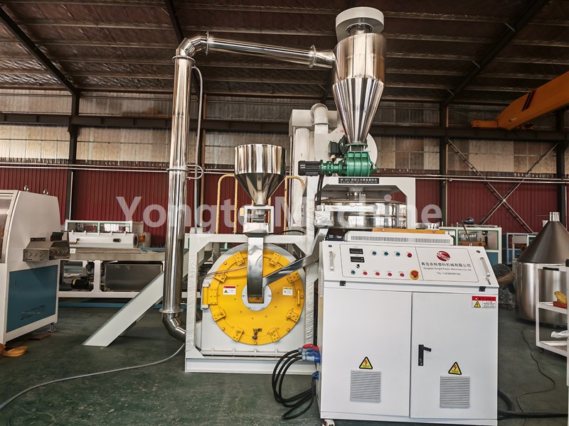 PE Powder Grinder Machine