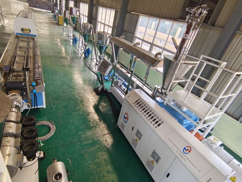Plastic Composite with Wood WPC Granules Machine