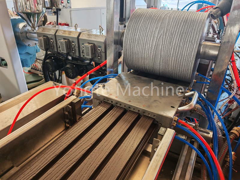 Wood Plastic Machine/WPC Wall Panel Co-Extrusion Machine