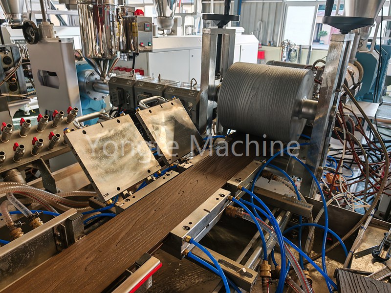 WPC Decking Online 3D Embossing Machine