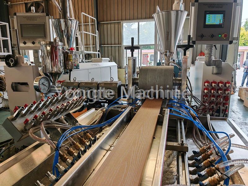 WPC Decking Production Machine