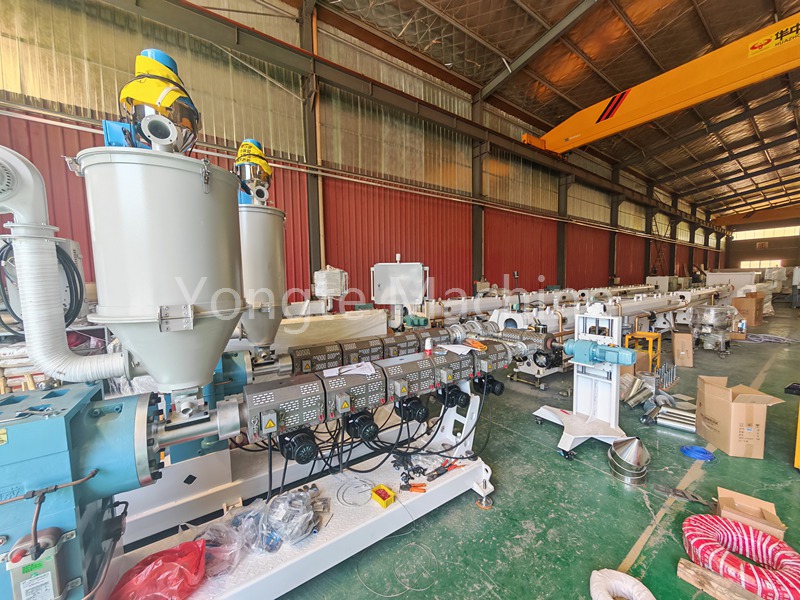 Three layer PPR Pipe Making Machine for Algeria customer