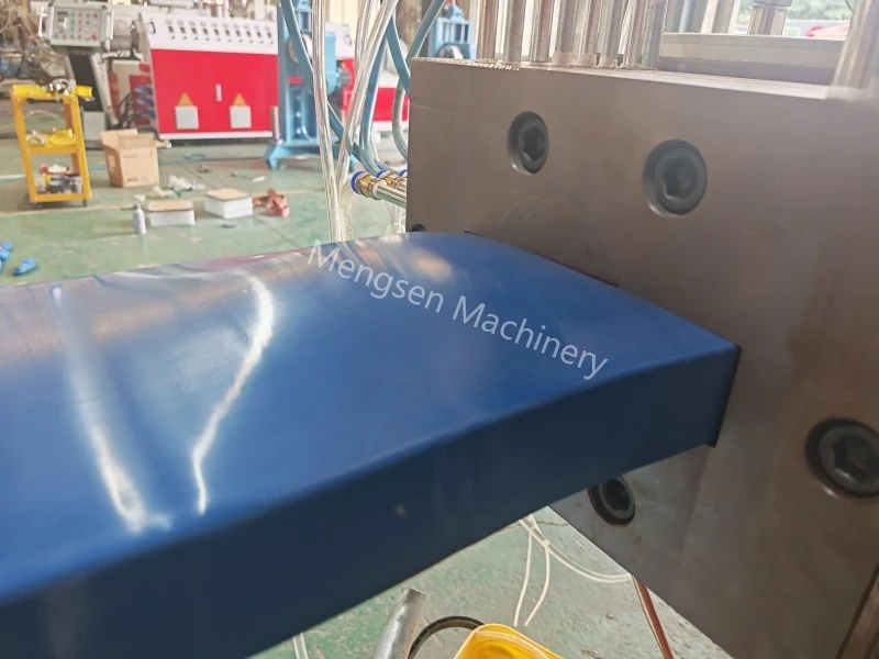 Trial Run of Plastic Lumber Extrusion Line for 50mm Solid Thick Panels