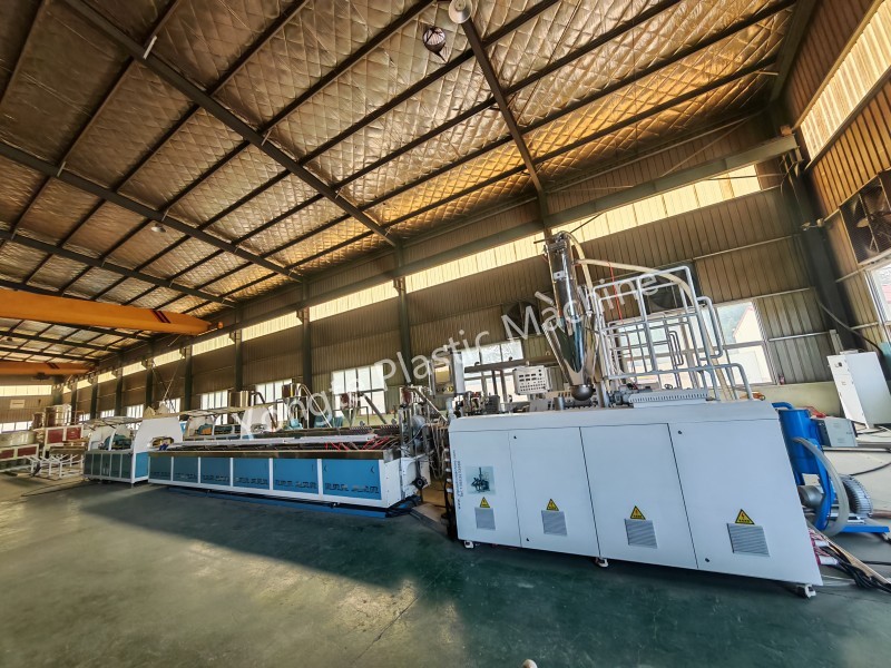 WPC Extrusion Machine